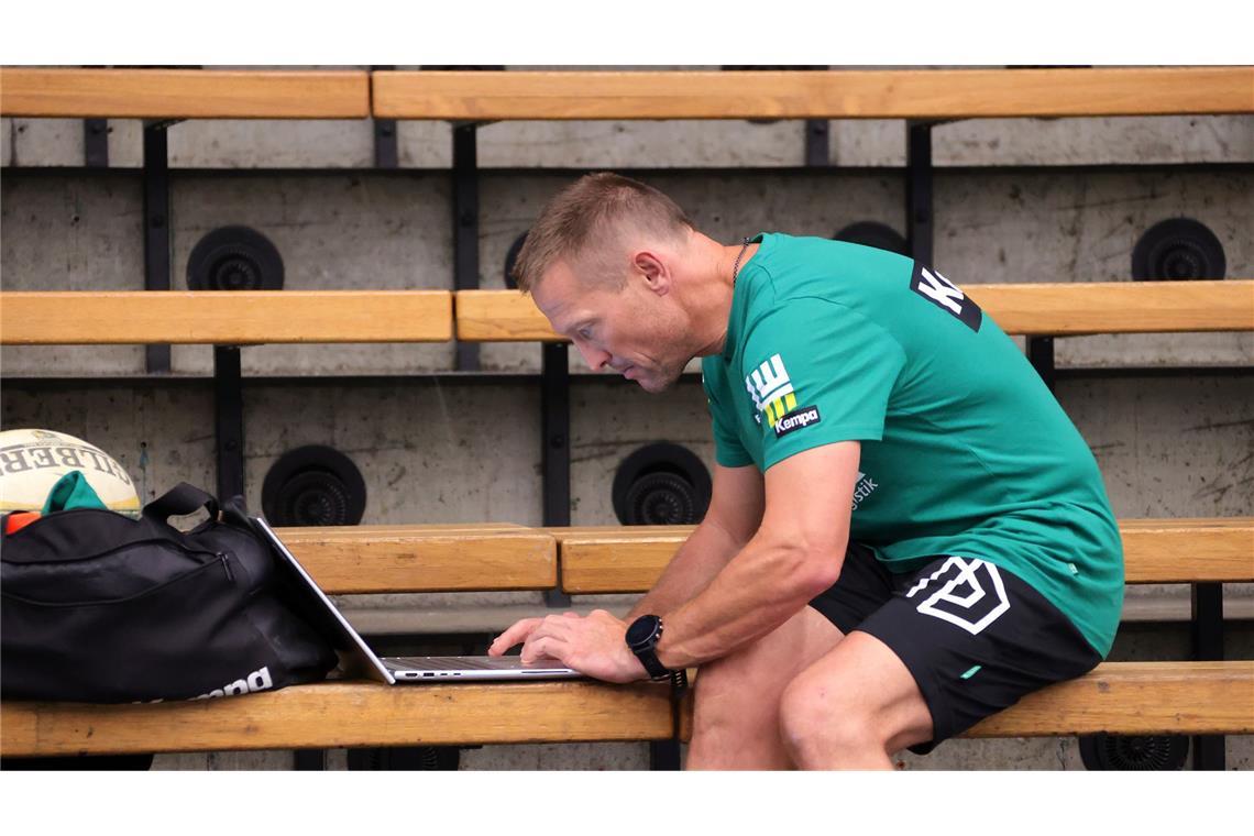 Co-Trainer Stefan Klaus.