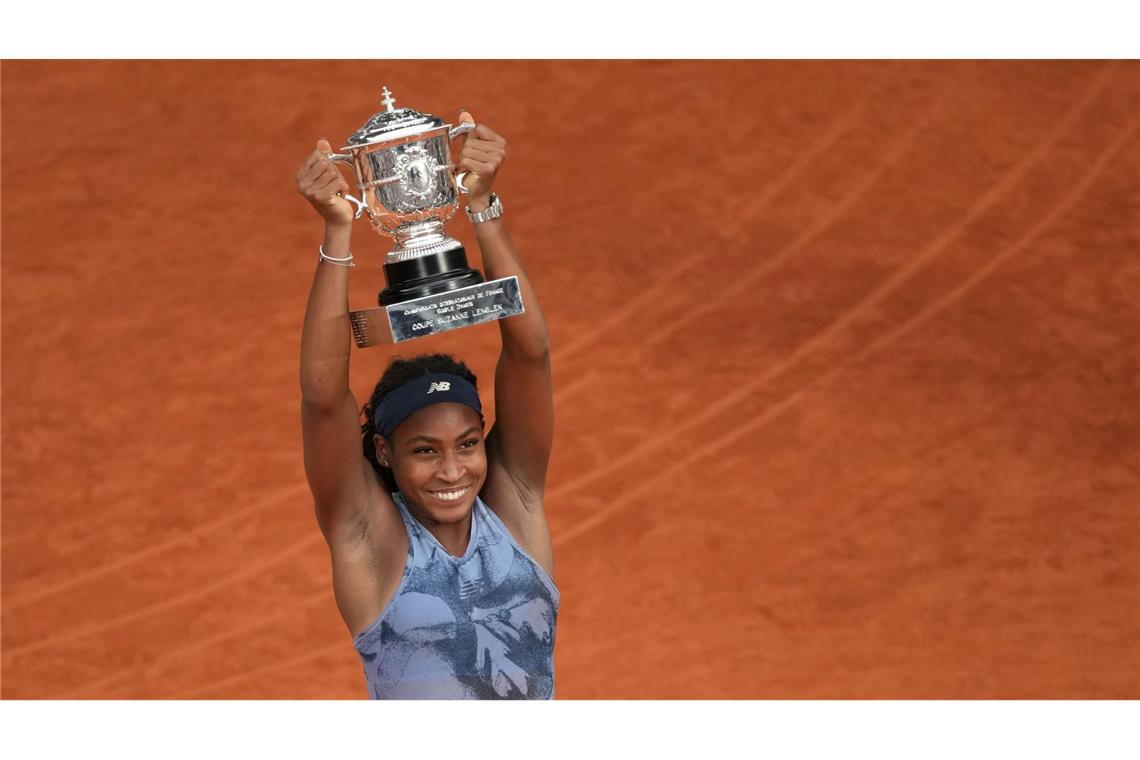 Gauff gibt "Hoffnung und Licht" für schwarzes Amerika Coco Gauff dachte im Moment des Triumphs auch an die Minderheiten in den USA, die unter dem aktuellen Präsidenten Donald Trump leiden.