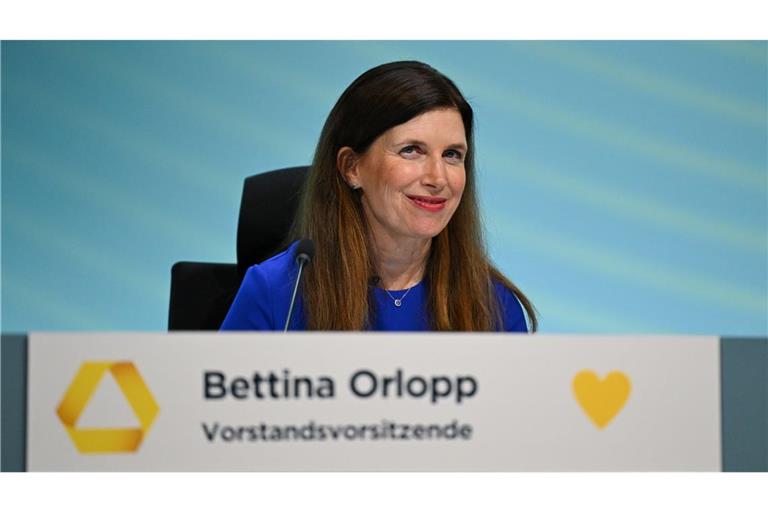 Commerzbank-Chefin Bettina Orlopp ist eine von nur vier Frauen an der Spitze eines Dax-Konzerns. (Archivbild)