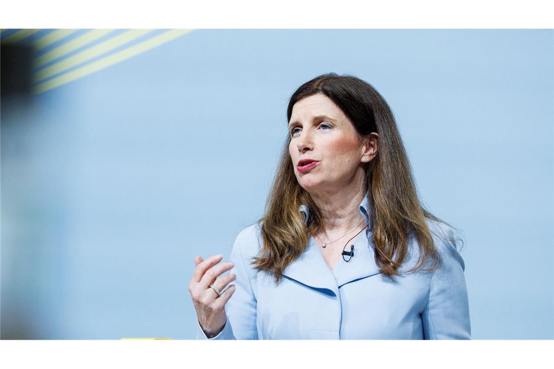 Commerzbank-Chefin Bettina Orlopp will die Eigenständigkeit der Commerzbank retten. (Archivbild)