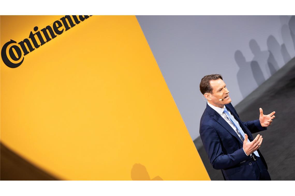 Wie Continental "neue Kräfte freisetzen" will Continental schrumpft wieder zum Reifenhersteller – Vorstandschef Setzer sieht darin eine Chance.
