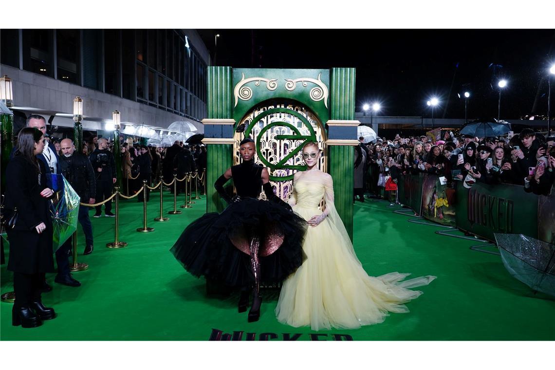 Oscar-Nominierungen: "Emilia Pérez" ist Spitzenreiter Cynthia Erivo (l) und Ariana Grande sind für ihre Rollen im Musicalfilm "Wicked" nominiert. (Archivbild)