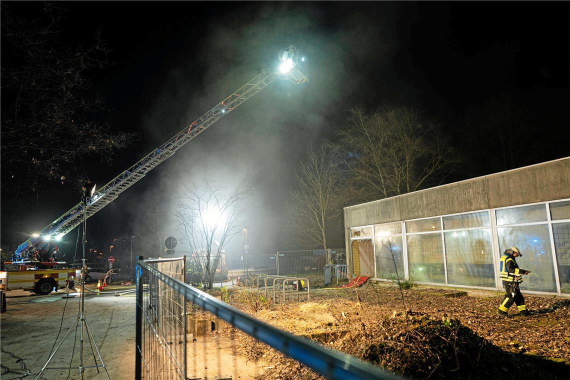 Da es sich um ein Abrissgebäude handelte, ist vermutlich kein Sachschaden entstanden. Foto: 7aktuell.de/Simon Adomat