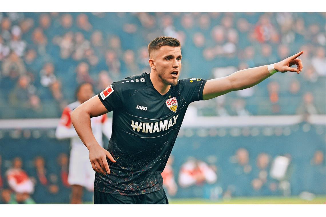 Demirovic und die Zukunftsfrage Da gehts lang: Ermedin Demirovic unterzeichnete beim VfB im vergangenen Jahr einen Vertrag bis 2028.