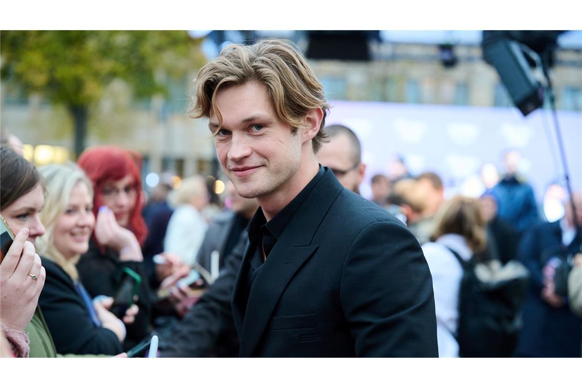 Damian Hardung spielt den Schulschwarm James Beaufort. (Archivbild)