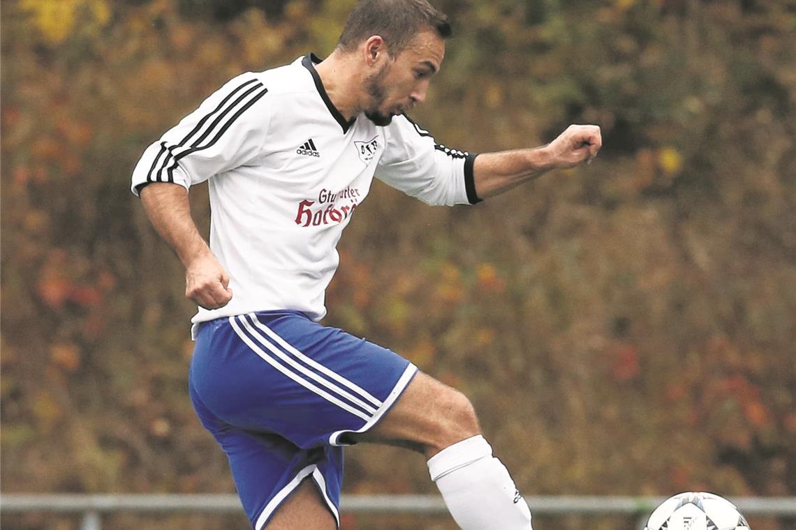TSG II, TSV und VfR wollen Relegation vermeiden Daniel Zivaljevic tritt mit dem VfR Murrhardt bei der SG Schorndorf an. Foto: A. Becher