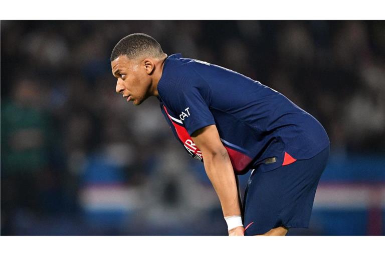 Das Arbeitsgericht hat Kylian Mbappé im Gehaltsstreit mit PSG recht gegeben (Archivbild).