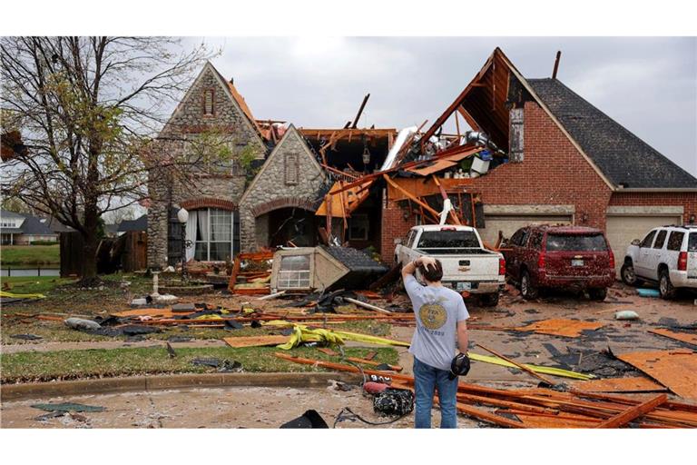Das Ausmaß der Schäden der Tornados in gleich mehreren US-Bundesstaaten ist noch unklar.