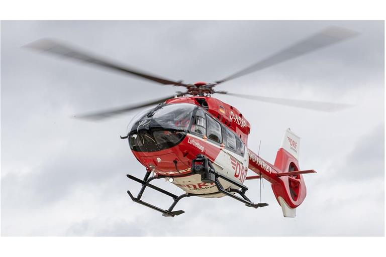 Das Baby wurde mit einem Rettungshubschrauber in eine Klinik geflogen. (Symbolbild)