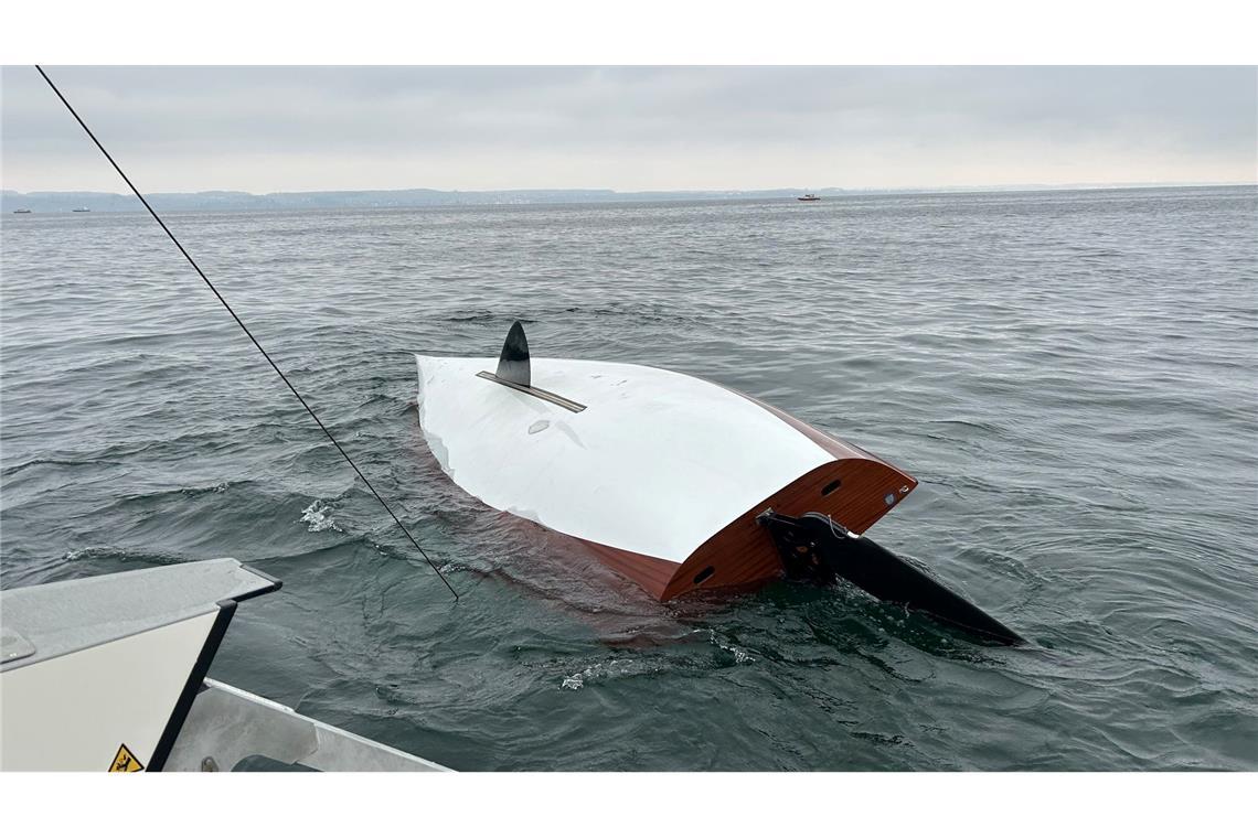 Wettkampfboot kentert auf Bodensee - zwei Segler tot Das Boot der zwei Männer wurde vor Münsterlingen in der Schweiz gefunden.