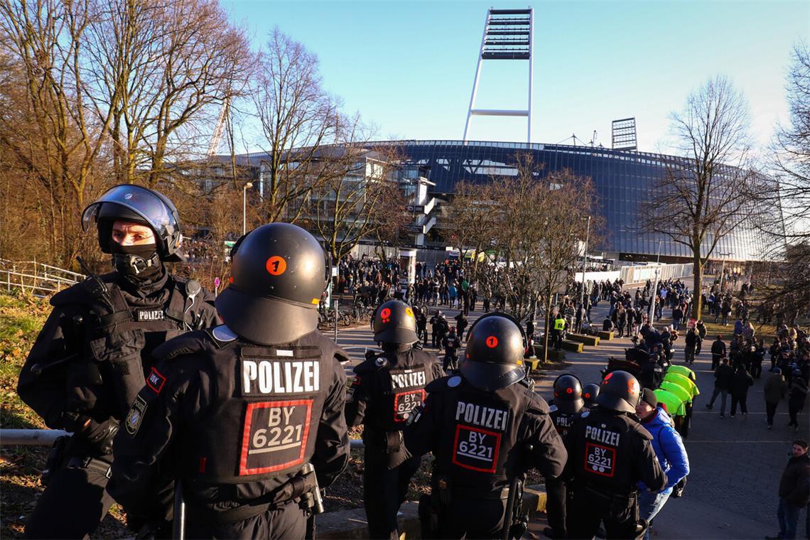 Die Tür ist offen für Nachahmer Das Bremer Weserstadion ist Ausgangsort der Entscheidung.