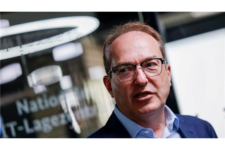 Das BSI soll laut Dobrindt mit mehr Geld ausgestattet werden, um die Cyber-Sicherheit zu stärken.