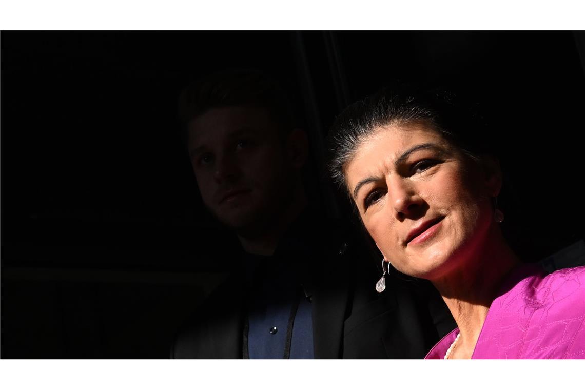 BSW klagt in Karlsruhe auf Neuauszählung der Stimmen Das Bündnis Sahra Wagenknecht klagt auf eine Neuauszählung der Wahl.