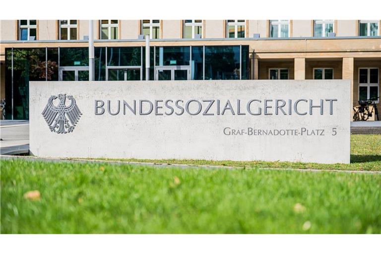 Das Bundessozialgericht sieht das Arbeitslosengeld II für 2022 trotz Inflation als ausreichend an. (Archivbild)