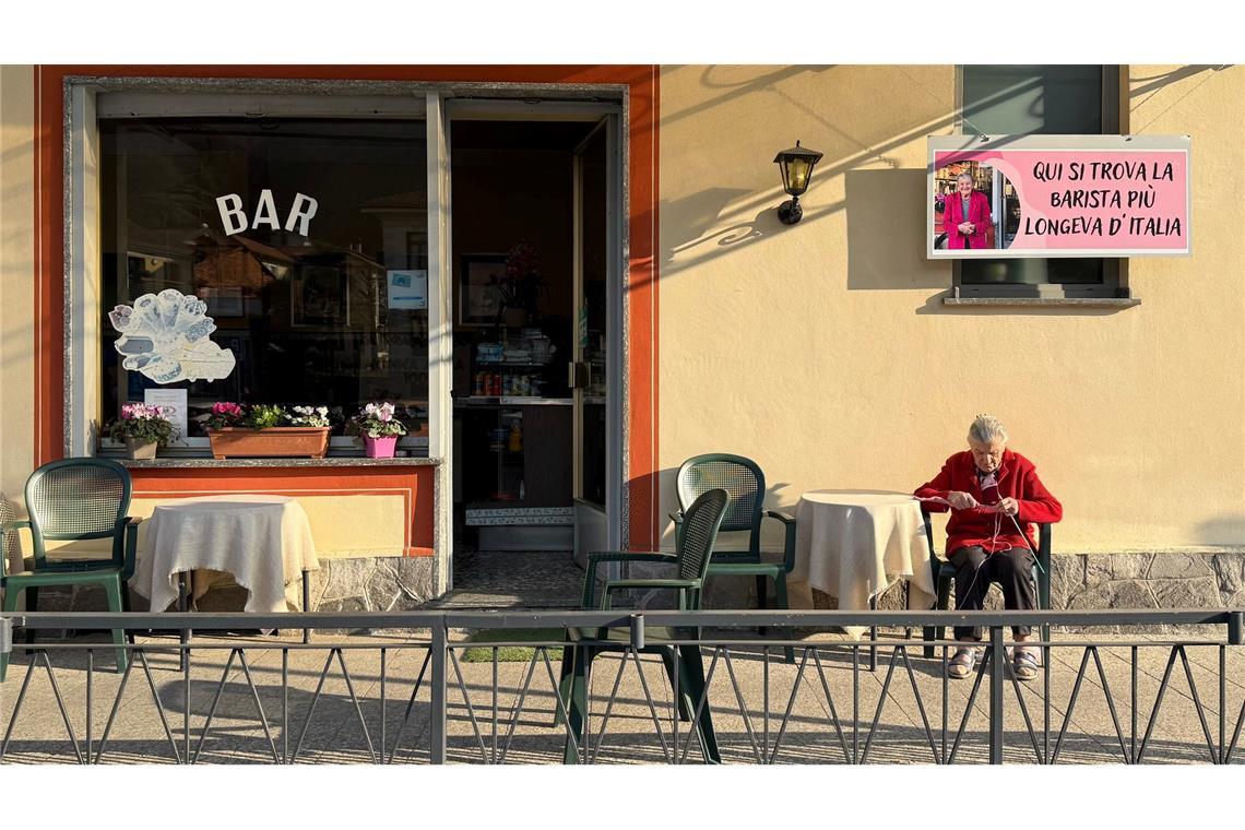 Nonna Anna macht Caffè - auch mit 100 noch Das Café „Bar Centrale“ ist ein beliebter Anlaufpunkt.