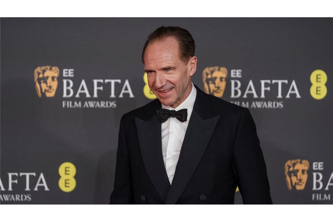 Bafta-Verleihung: "Konklave" als Bester Film ausgezeichnet Das Drama "Konklave" erhielt vier Preise. Hauptdarsteller Ralph Fiennes ging allerdings leer aus.