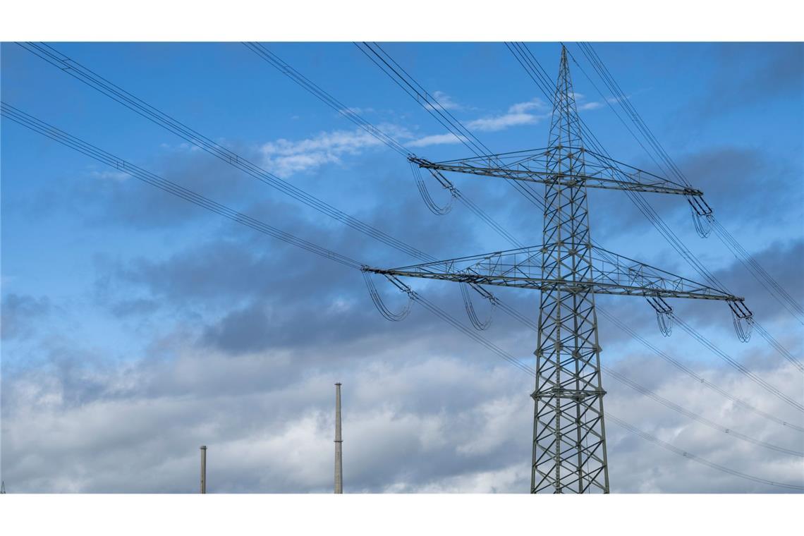 Das ehemalige Kernkraftwerk nach der Sprengung der Markanten Kühltürme. (Archivbild)