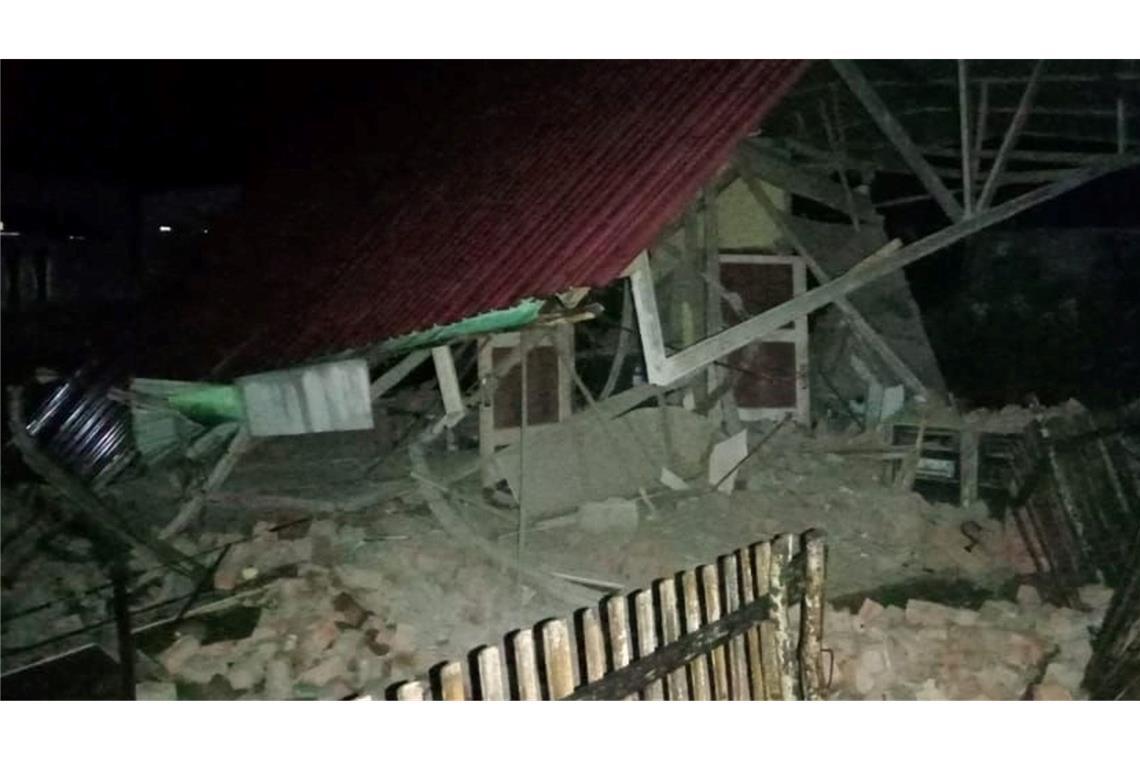 Schweres Erdbeben auf Sumatra - aber keine Tsunami-Warnung Das Erdbeben hat Dutzende Häuser teilweise schwer beschädigt.