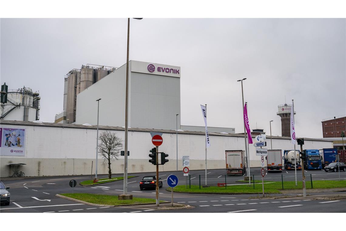 Zukunft von Evonik-Servicegeschäft weiter offen Das Evonik-Servicegeschäft in den Chemieparks Marl und Wesseling mit insgesamt 3.600 Beschäftigten wird gerade eigenständig aufgestellt. (Archivbild)