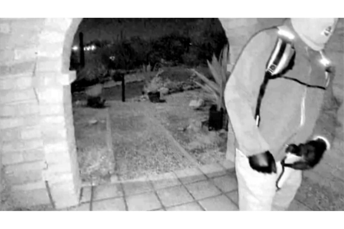 Das FBI hat erste Aufnahmen zu einem Tatverdächtigen veröffentlicht.