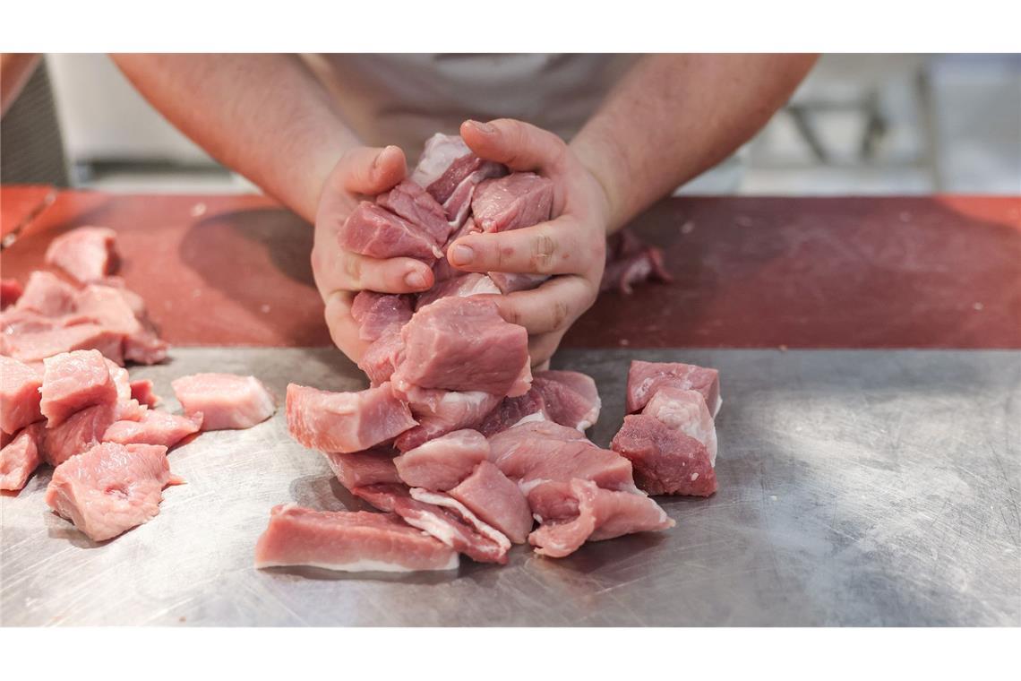 Mehr Auszubildende im Fleischerhandwerk Das Fleischerhandwerk ist wieder attraktiver für junge Menschen.