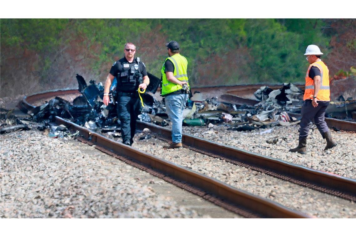 Drei Tote bei Absturz von Kleinflugzeug in Florida Das Flugzeug ging in Flammen auf.