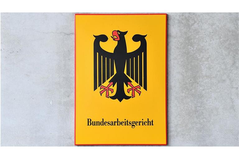 Das für den Fall zuständige Bundesarbeitsgericht sitzt in Erfurt.