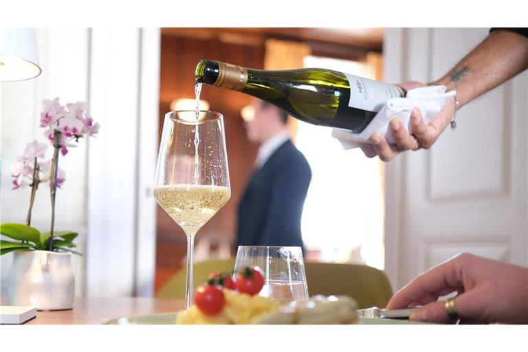 Das Gastgewerbe in Deutschland hat 2025 nur dank steigender Preise mehr Umsatz erzielt (Symbolfoto).