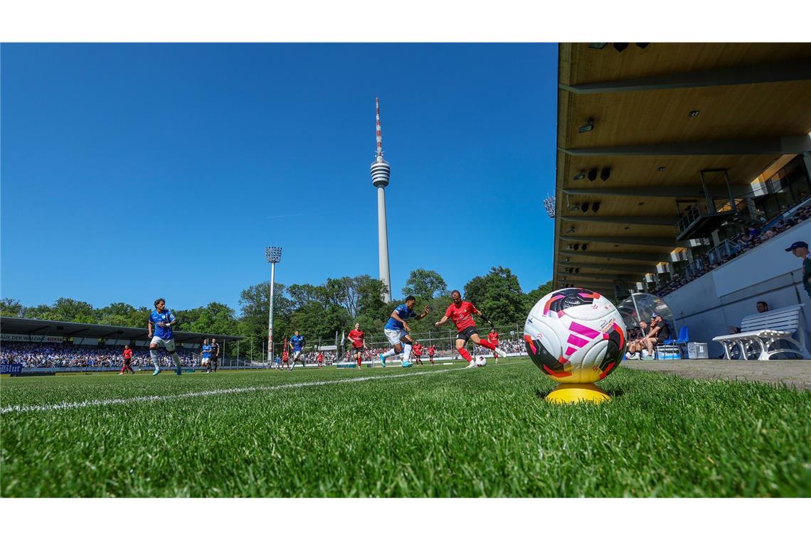 Aus der  Pokaltraum für die Stuttgarter Kickers – Großaspach  holt Double