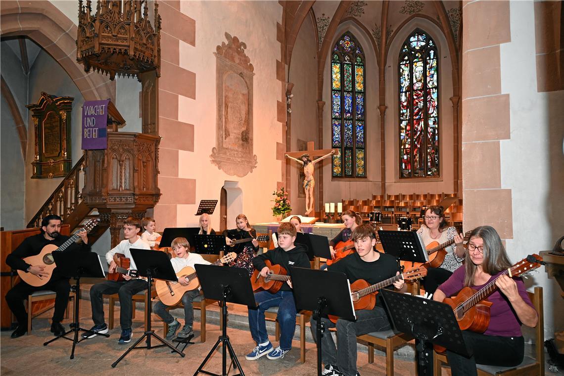 Das Gitarrenensemble Tarrega entführte in die spanischsprachige Musikwelt. Foto: Elisabeth Klaper