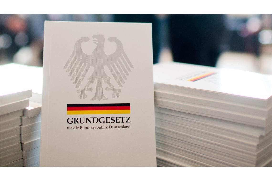 Parteien sehen frühen Termin für Bundestagswahl entspannt Das Grundgesetz regelt den Weg zu einer Neuwahl. (Archivbild)