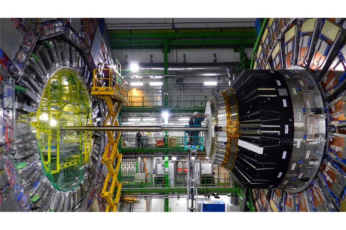Kommt jetzt der Giganto-Teilchenbeschleuniger? Das Herzstück des Cern ist die gigantische Large Hadron Collider mit seinem Ringbeschleuniger in einem 26,7 Kilometer langen unterirdischen Ringtunnel.