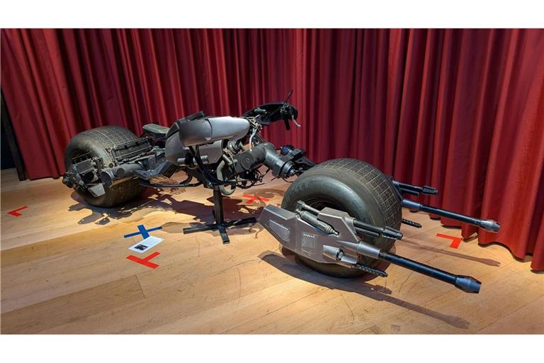 Das ikonische Motorrad von Superheld Batman aus den Filmen "The Dark Knight" und "The Dark Knight Rises".
