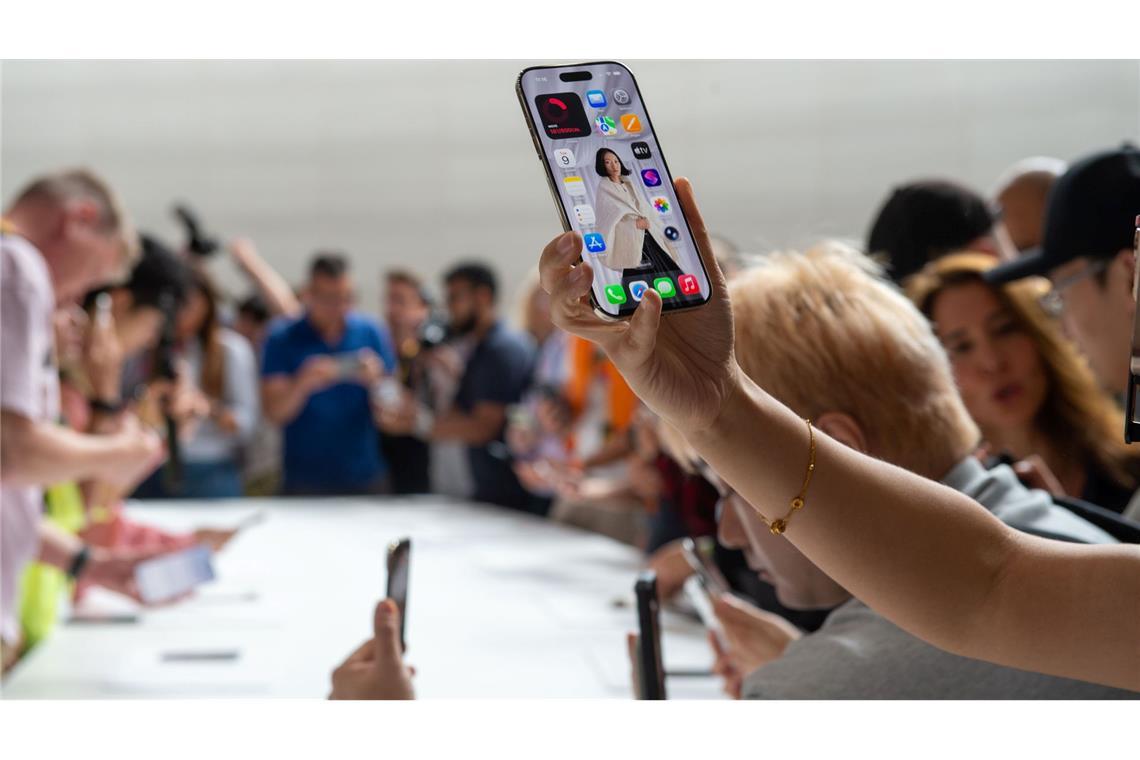 Das iPhone Air ist 5,6 Millimeter dick - und damit das bisher dünnste Apple-Handy.