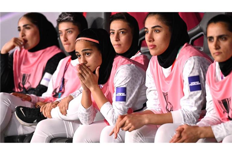 Das iranische Team hatte vor dem ersten Gruppenspiel bei der Nationalhymne geschwiegen.