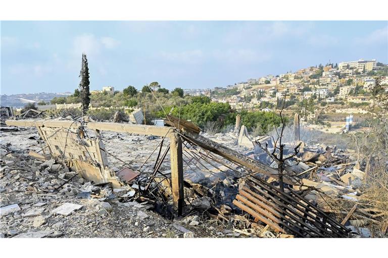 Das israelische Militär hat nach Einschätzungen von HRW Bauausrüstung für den zivilen Wiederaufbau im Südlibanon zerstört (Archivfoto).