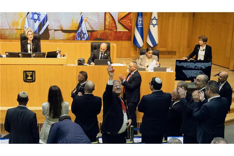 Das israelische Parlament hat die Todesstrafe für Terroristen gebilligt.