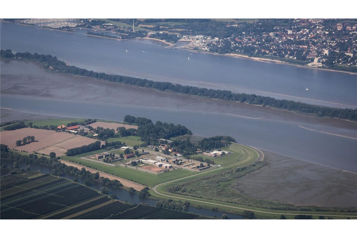 Das Jugendgefängnis Hahnöfersand liegt auf der gleichnamigen Elbinsel zwischen Hamburg und Niedersachsen. (Archivbild)