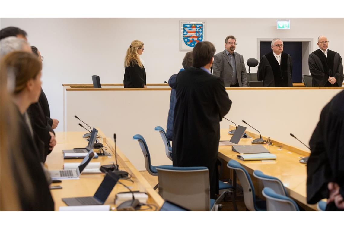 Urteil nach Auftragsmord in Thüringen vor fast 21 Jahren Das Landgericht verhängte zweimal lebenslang und sprach einen Angeklagten frei. (Archivbild)