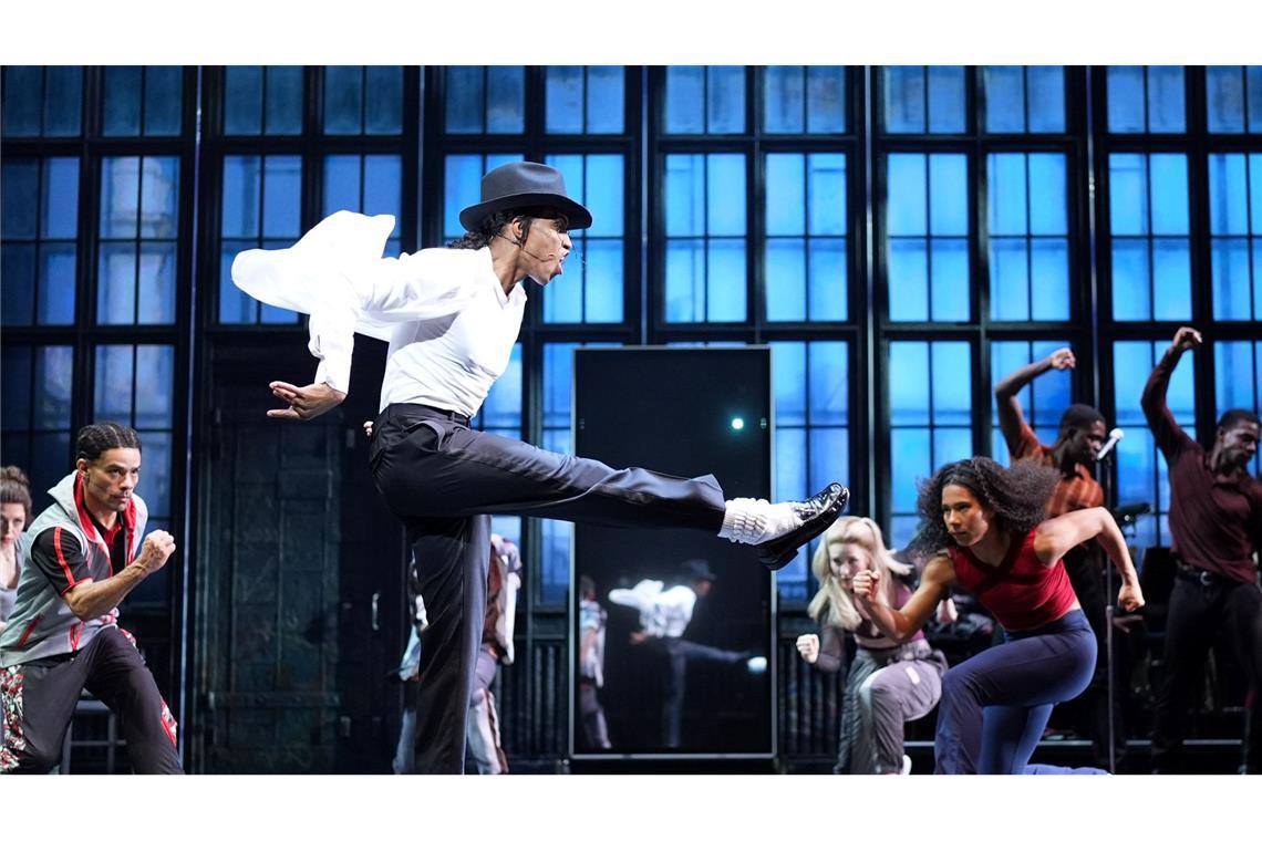 Michael Jackson Musical feiert umjubelte Deutschlandpremiere Das Musical präsentiert die größten Hits des "King of Pop".