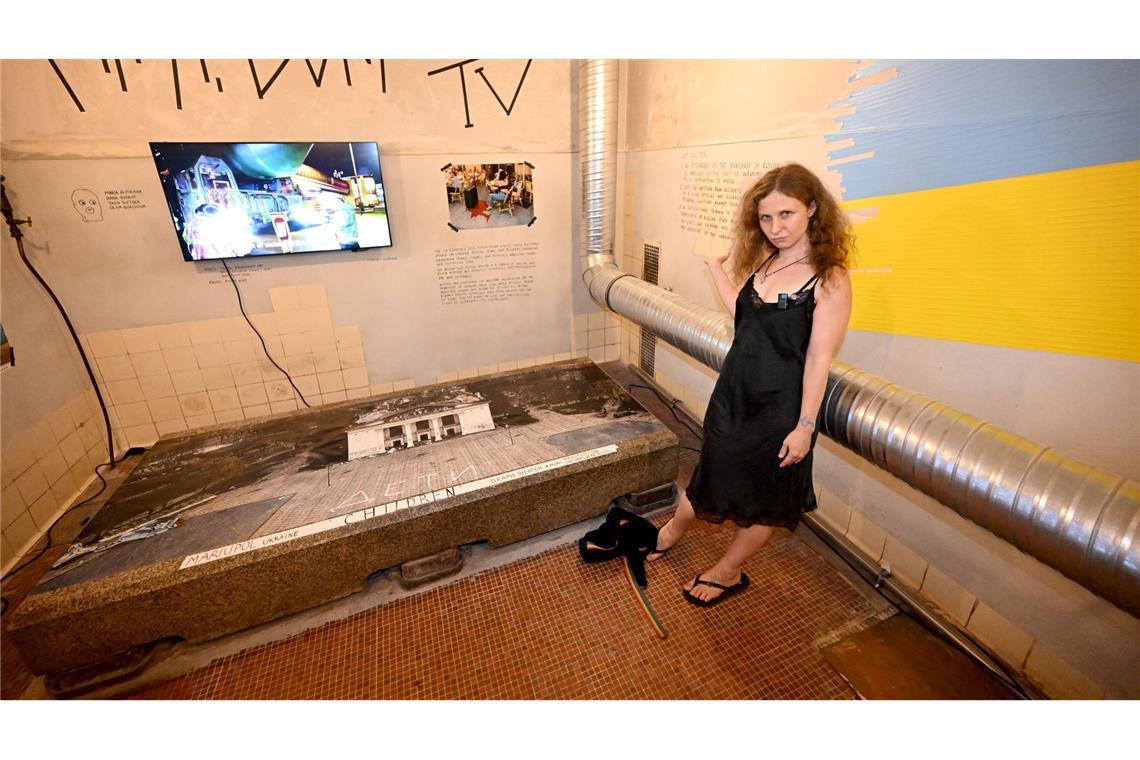 Pussy-Riot-Aktivistin zu Urteil in Russland: "Fickt euch" Das Musikvideo "Mama, Don't Watch TV" war auch in einer Ausstellung im Haus der Kunst in München zu sehen. (Archivbild)