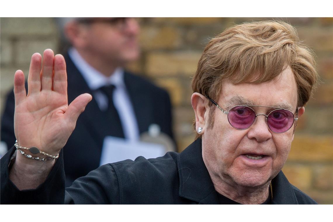 Elton John denkt über seine Sterblichkeit nach Das neue Album "Who Believes In Angels?" soll im April erscheinen.