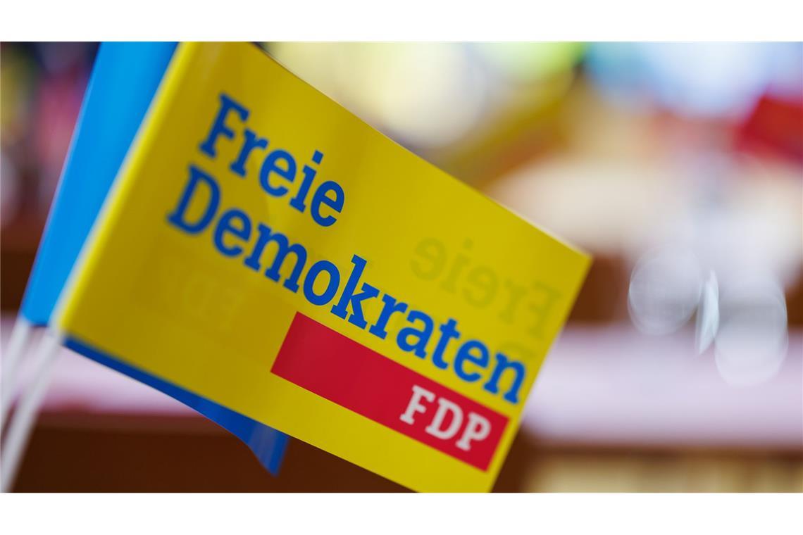 2024 -1944: Erinnerung an den D-Day Das nun veröffentlichte FDP-Papier stößt nicht nur wegen seines Inhalts, sondern auch wegen der Wortwahl auf Kritik.