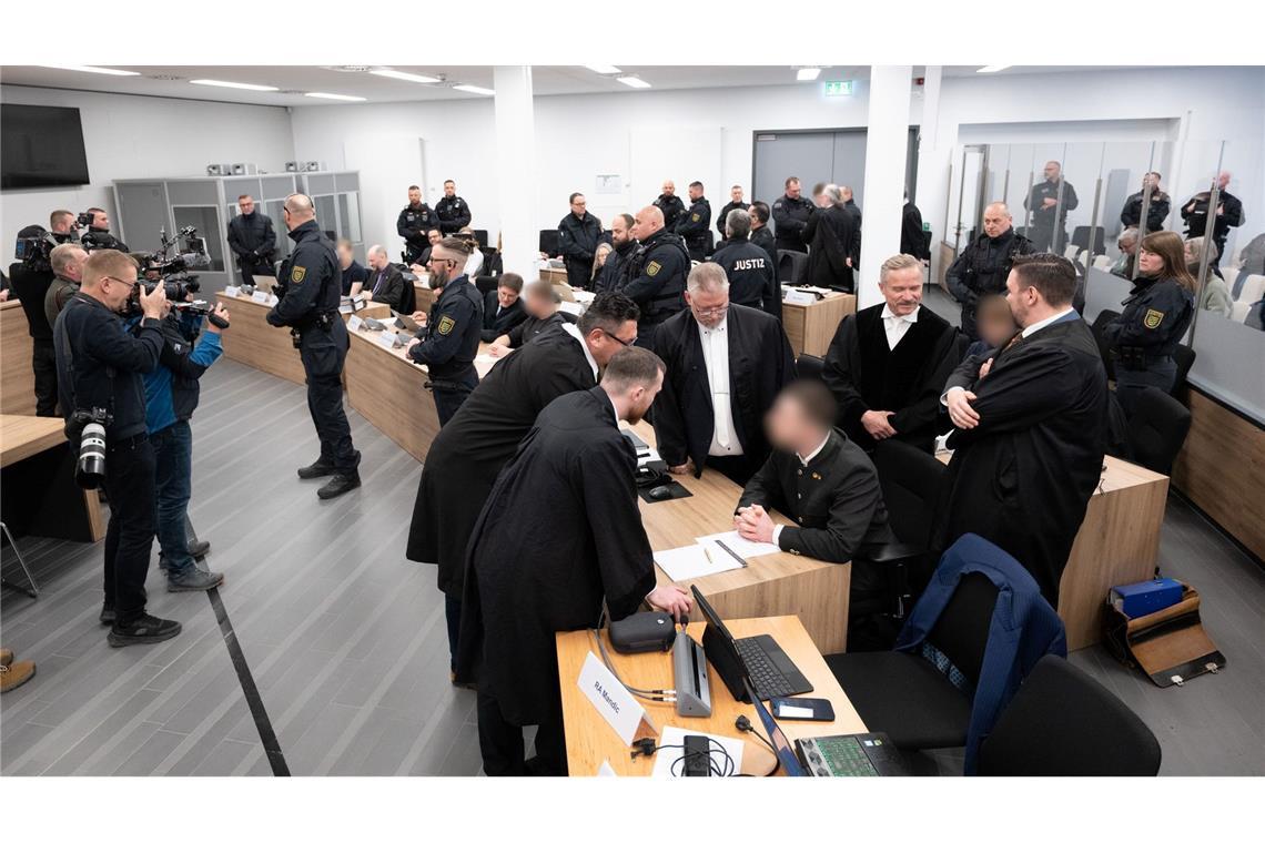 Das Oberlandesgericht Dresden hat zunächst 67 weitere Verhandlungstermine angesetzt.