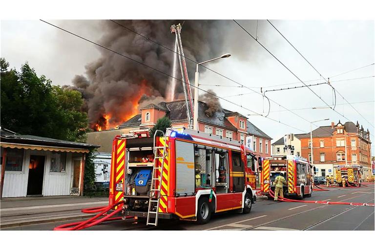 Das Operettenhaus in Dresden ist in Brand geraten.