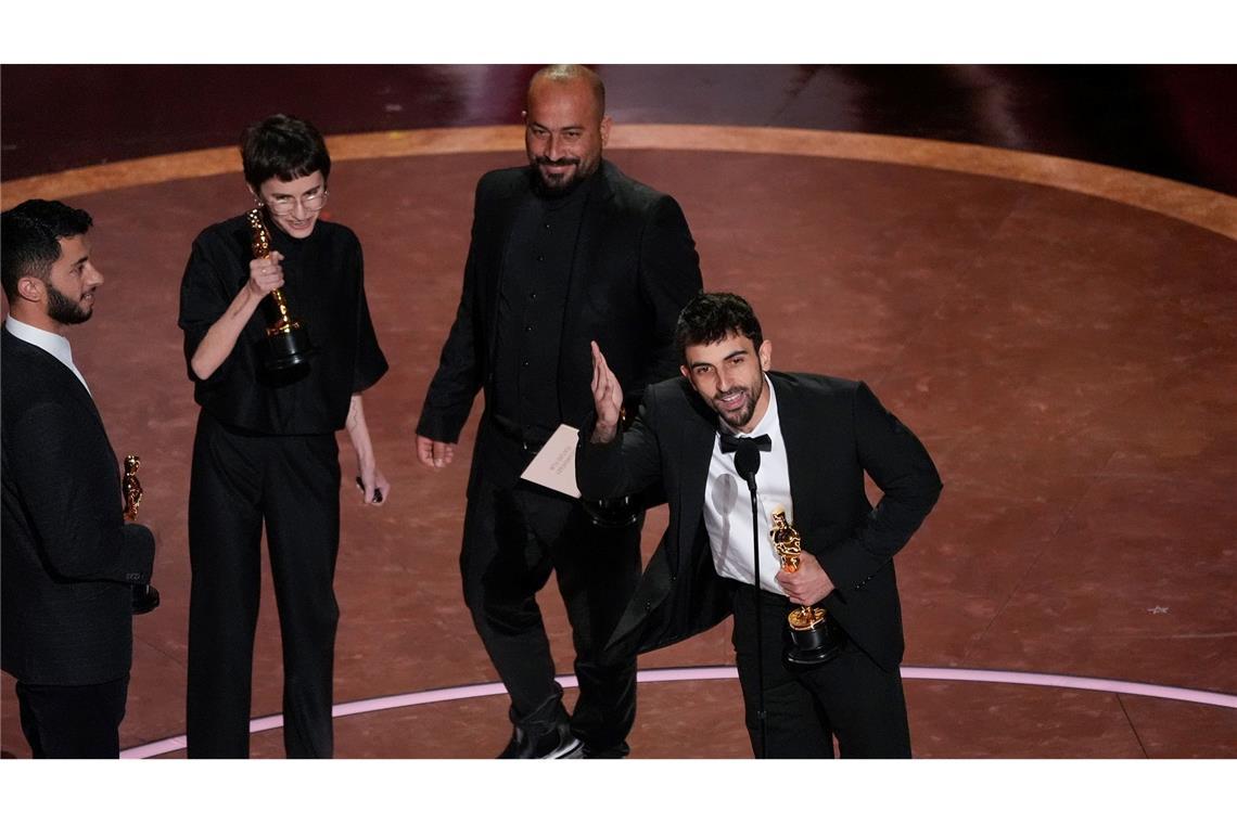Dokumentarfilm "No Other Land" gewinnt Oscar Das palästinensisch-israelische Kollektiv rund um Yuval Abraham gewann einen Oscar für den Dokumentarfilm "No Other Land".
