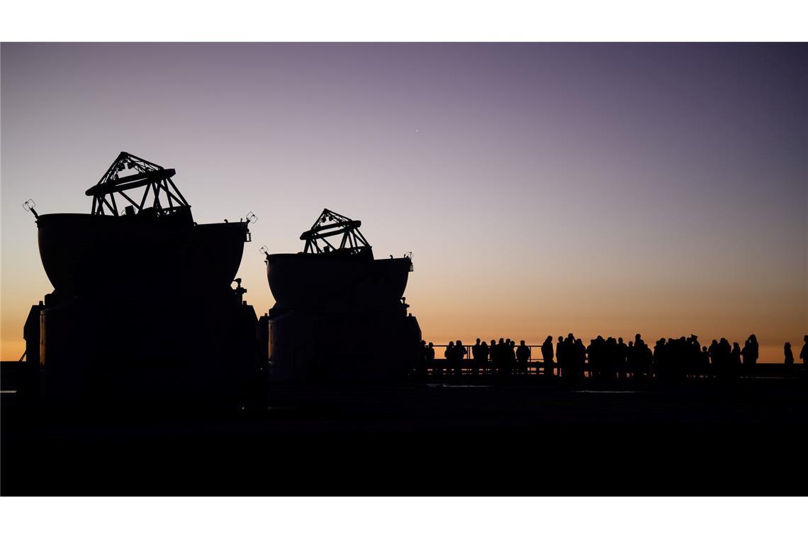 Hochmodernes Observatorium begeistert Steinmeier Das Paranal-Observatorium ist eine Beobachtungsstation, die von der Europäischen Südsternwarte (ESO) mit Hauptsitz in Garching bei München betrieben wird.