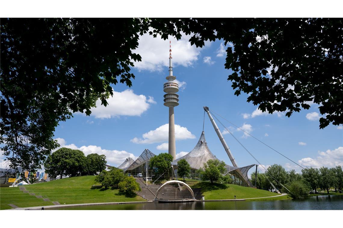 Einkehr mit Aussicht in deutschen Metropolen Das Restaurant im Münchner Olympiaturm ist derzeit geschlossen. (Archivbild)