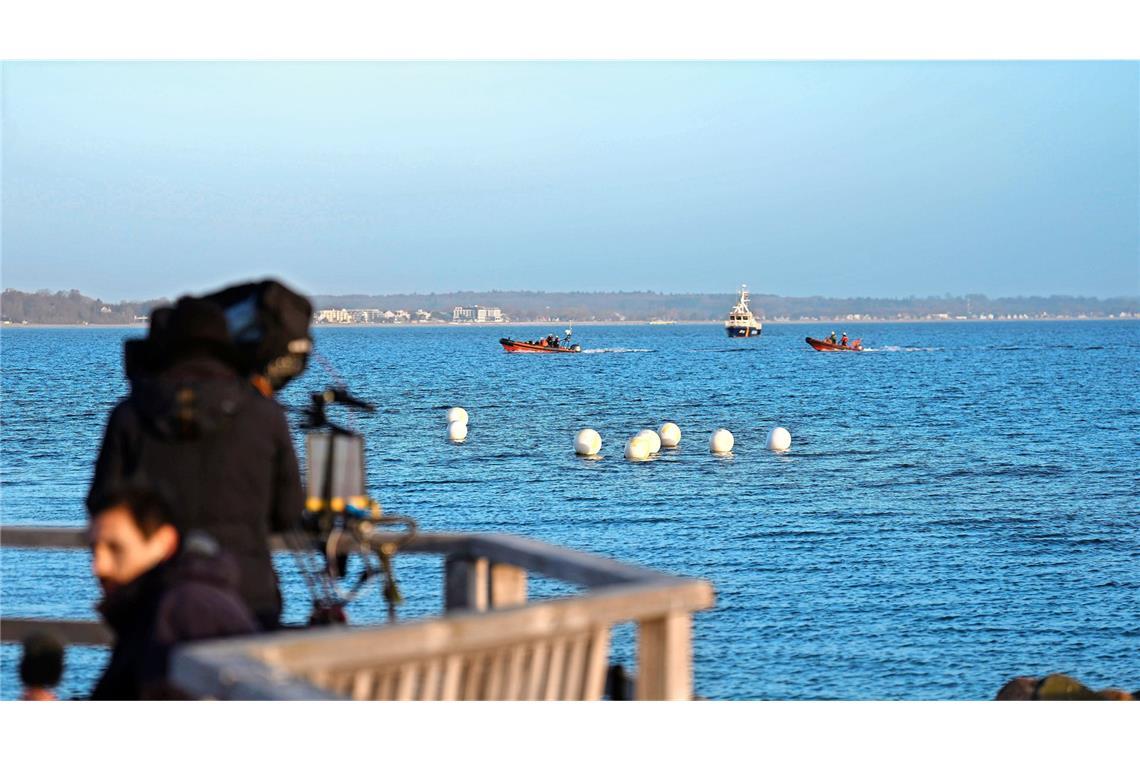Das Schicksal des gestrandeten Buckelwals lockt Schaulustige auf die Insel Poel (Symbolfoto).