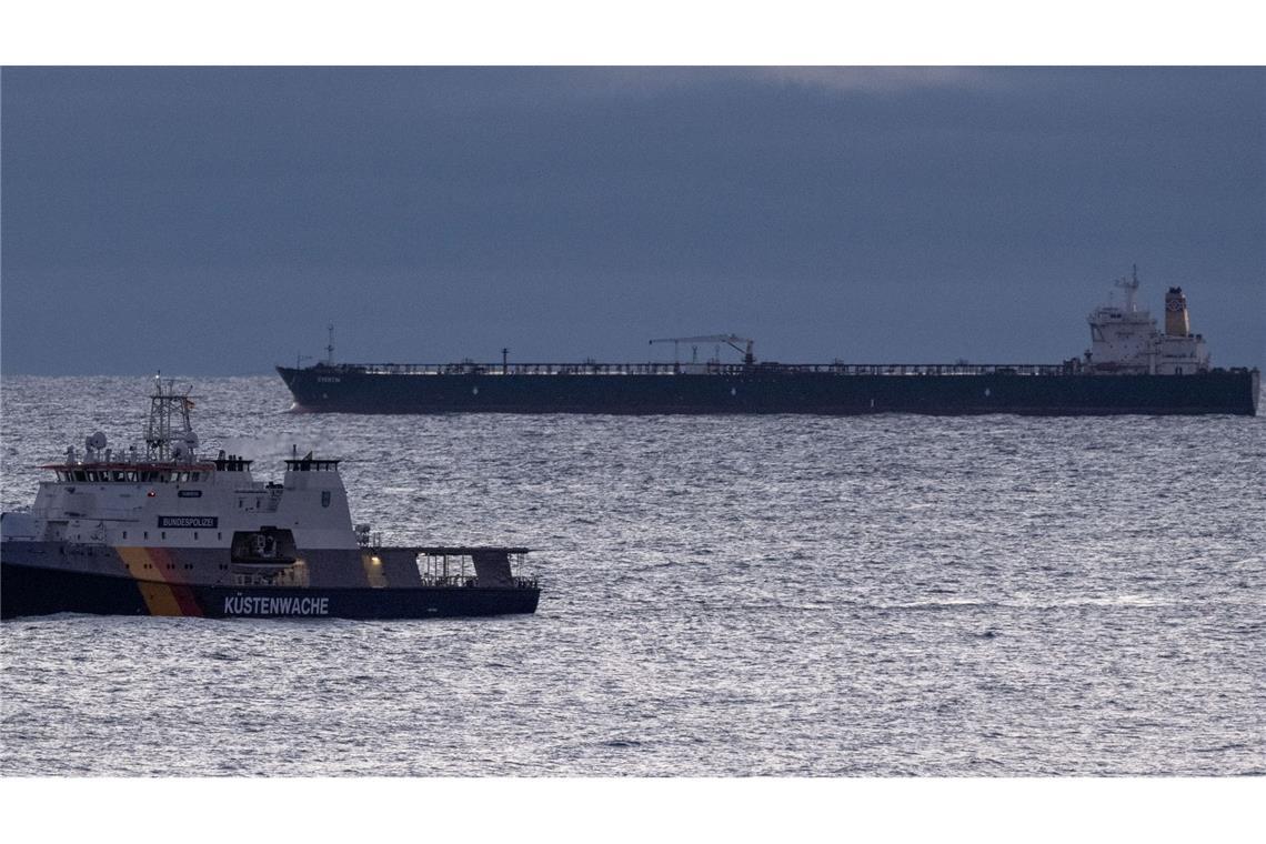 Havariekommando beendet Einsatz rund um Tanker "Eventin" Das Schiff ist mit rund 99.000 Tonnen Öl beladen.